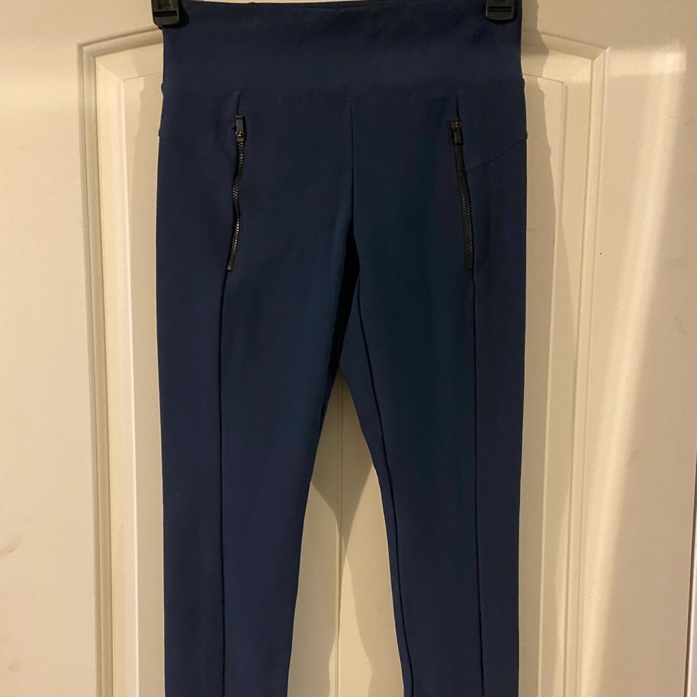 Stellar tight athleta